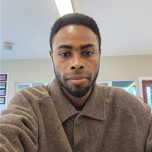 Abgyomi Amos ECE Graduate